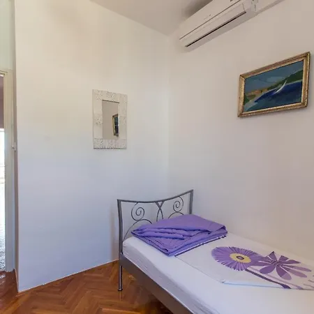Mir Apartament Podgora (Split-Dalmatia)
